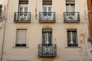 Logement en Espagne : 98,7 % du salaire absorbé par le loyer pour un jeune vivant seul